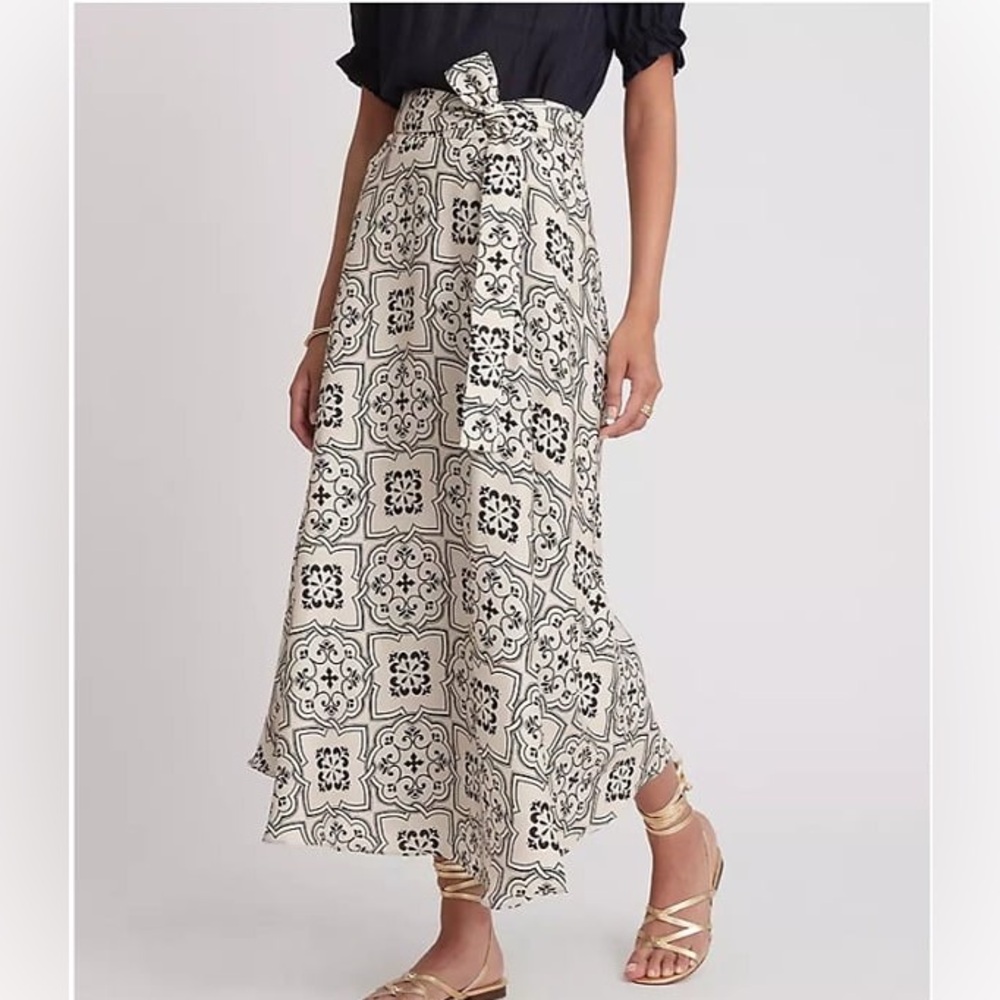 Ann Taylor Maxi Skirt